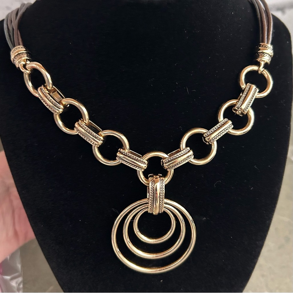 vintage gold and black chunky layered necklace with hidden magnetic clasp